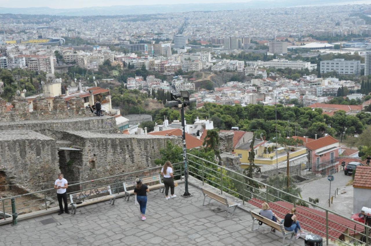 Frida'S House In Old Town Thessalonikiアパートメント エクステリア 写真