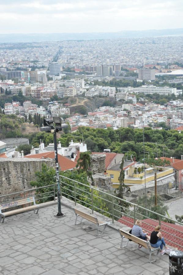 Frida'S House In Old Town Thessalonikiアパートメント エクステリア 写真