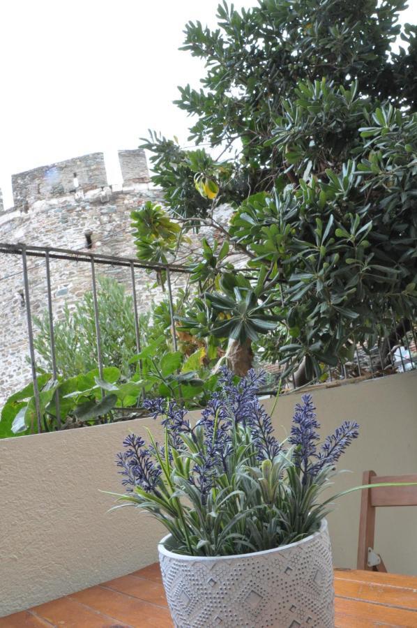 Frida'S House In Old Town Thessalonikiアパートメント エクステリア 写真
